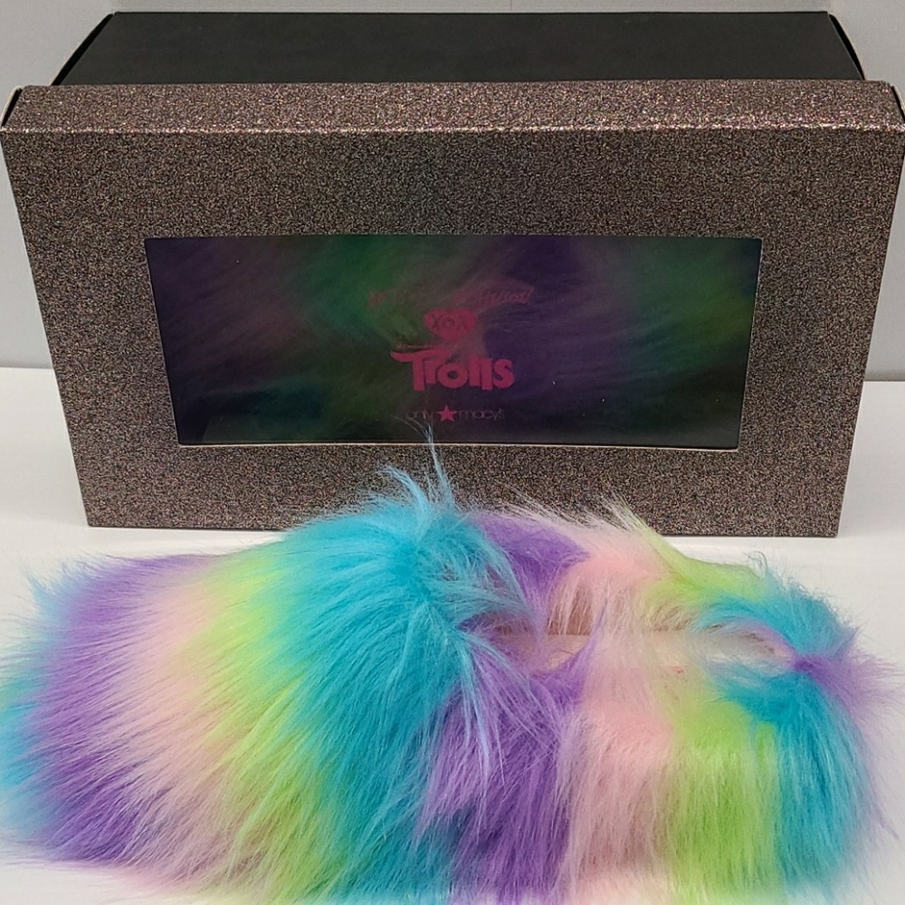 Betsey Johnson XOX Trolls Fluffy Slipper